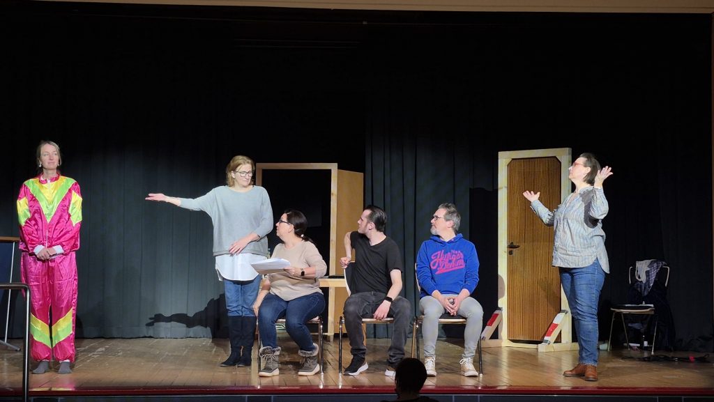 Theatergruppe Spielerei auf der Bühne